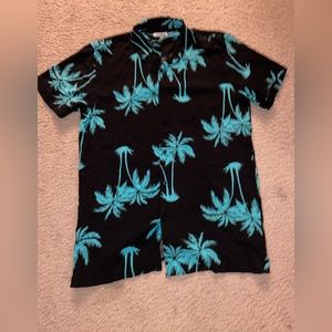 Fashion Nova Hawaiian Palm Trees Button Up